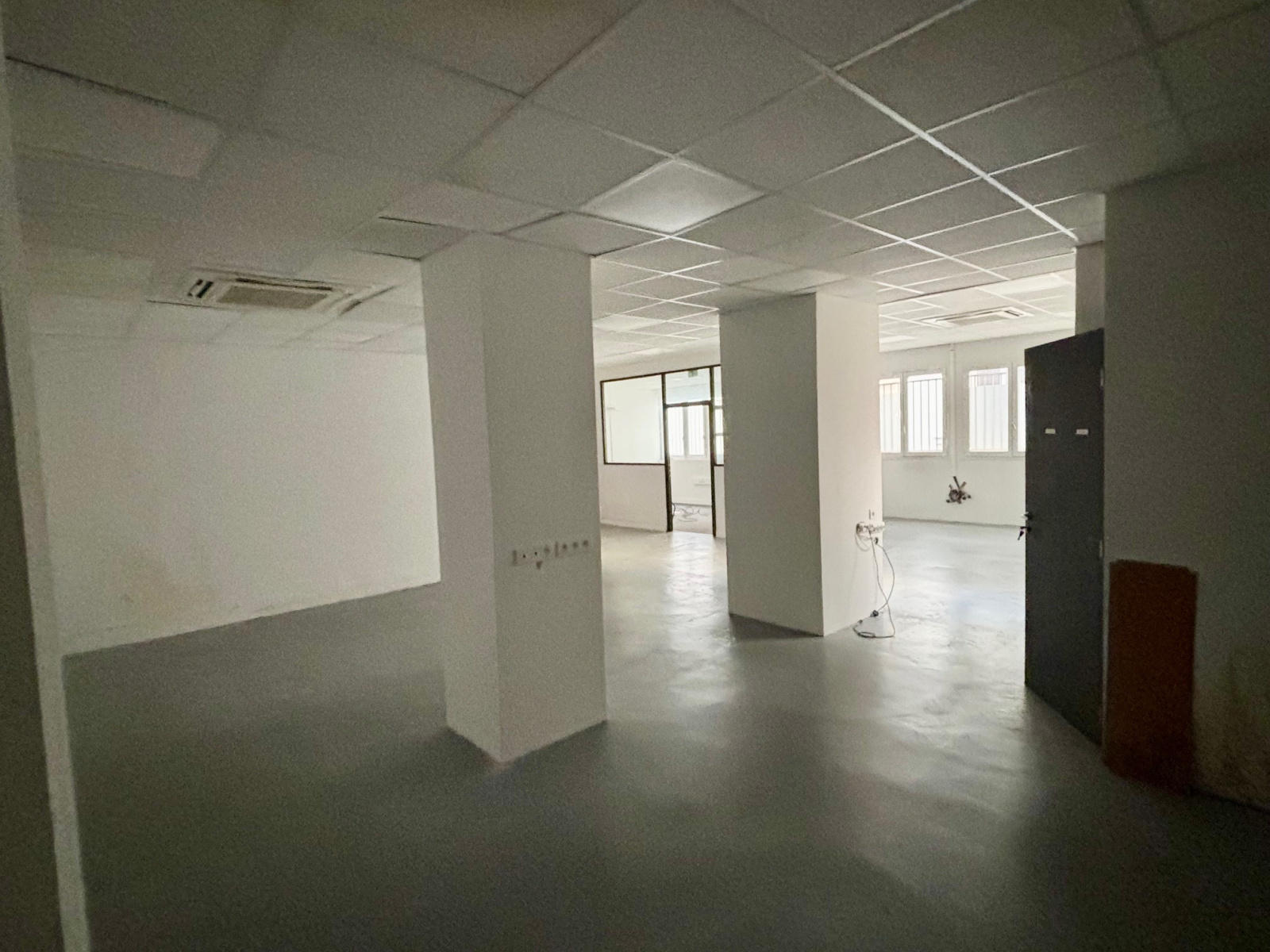 Image_, Local commercial, Paris, ref :112-75009