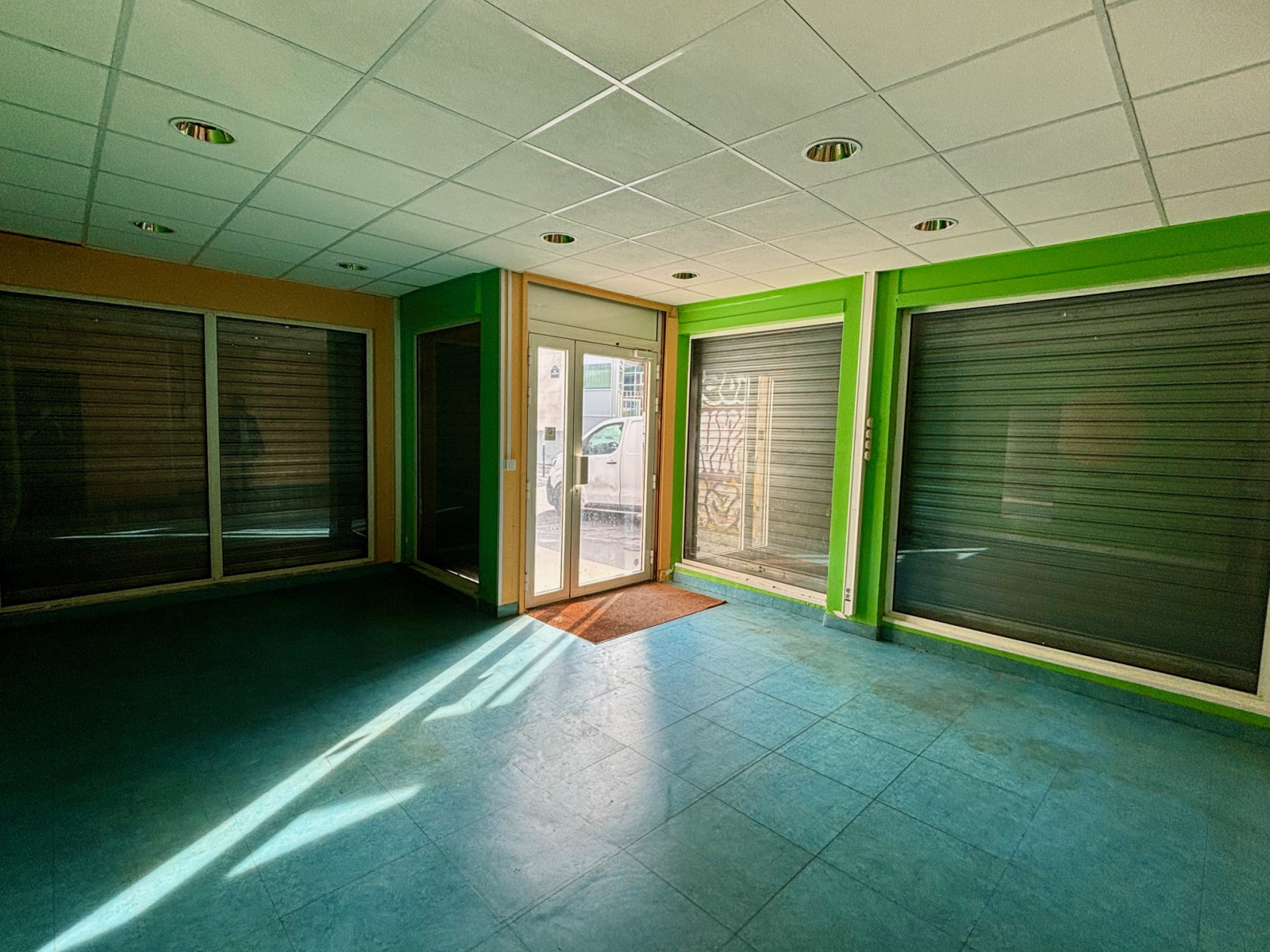 Image_, Local commercial, Paris, ref :33-75011