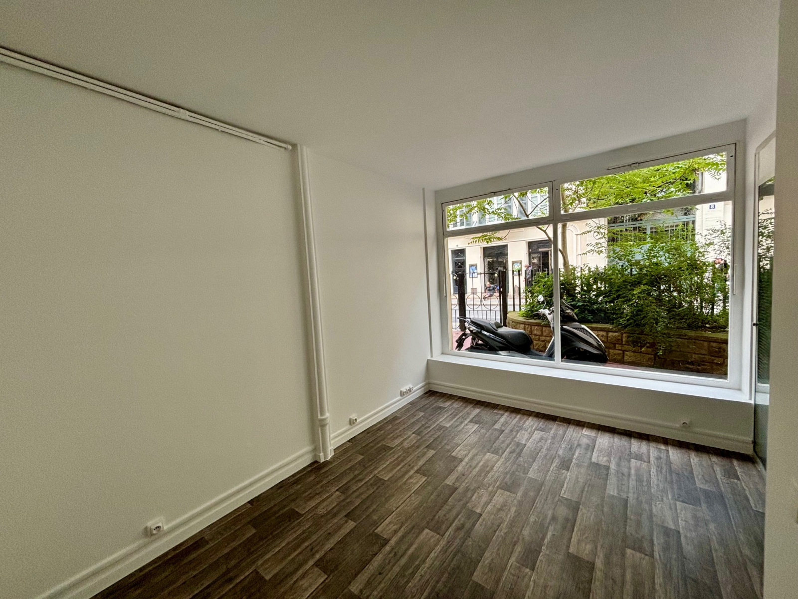 Image_, Local commercial, Paris, ref :67-75005