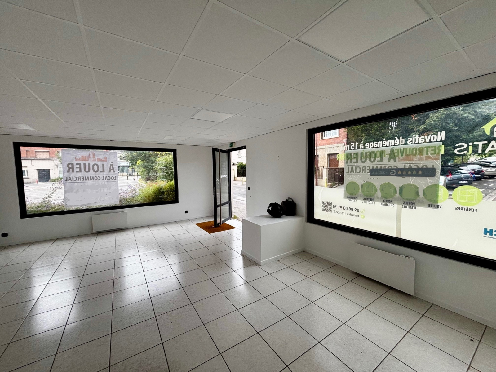 Image_, Local commercial, Versailles, ref :52-78000