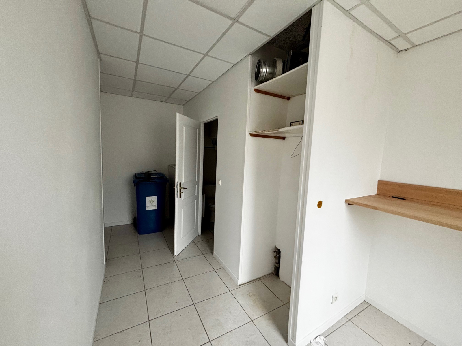 Image_, Local commercial, Versailles, ref :52-78000