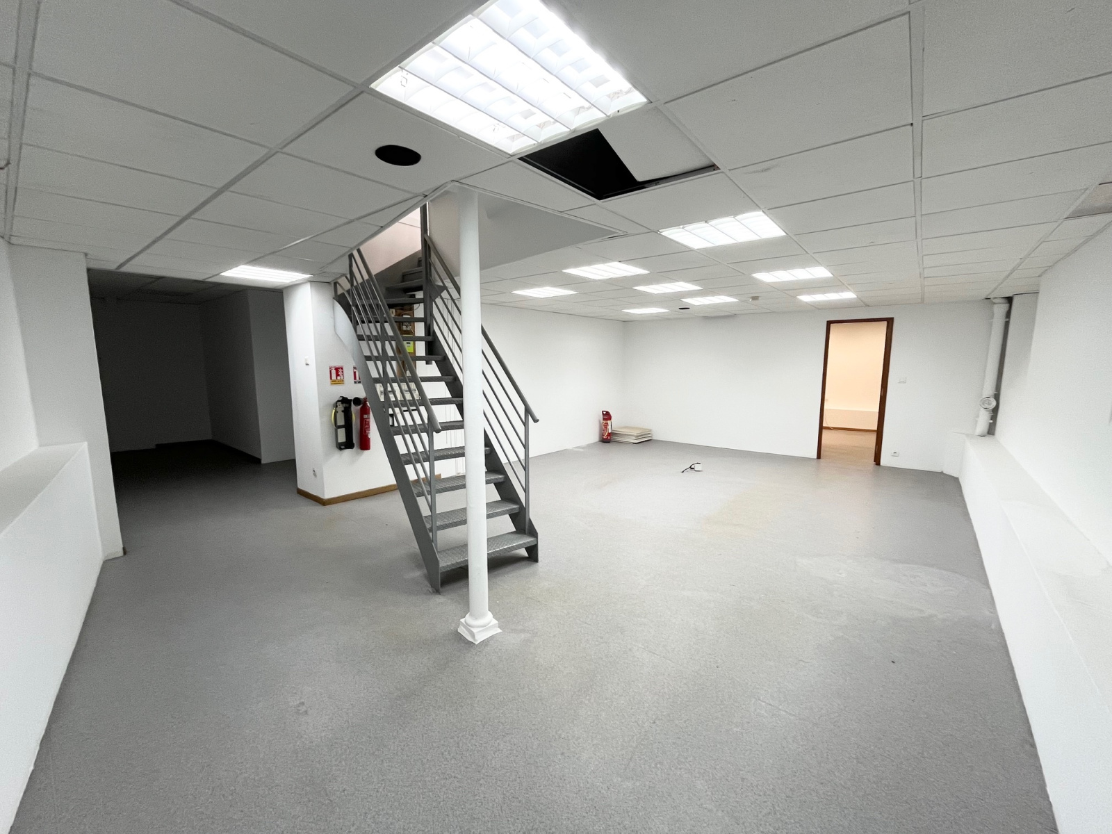 Image_, Local commercial, Paris, ref :75005-119